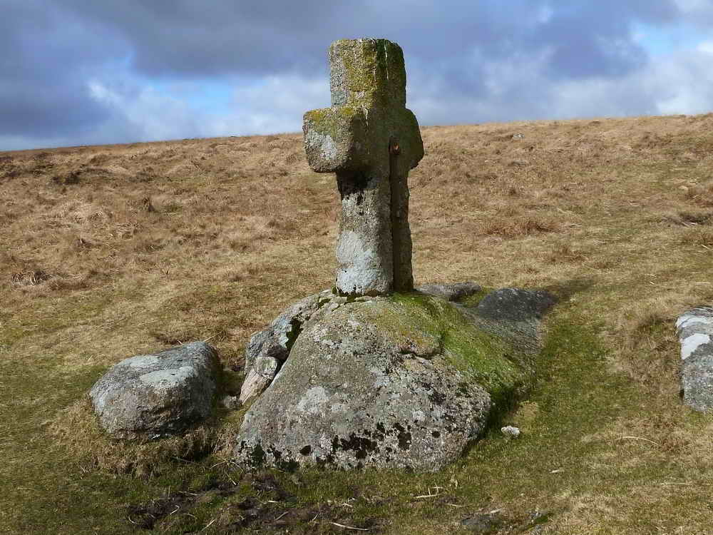 Another view of Horse Ford Cross